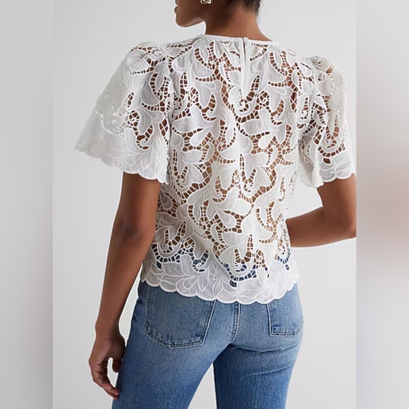 Express Embroidered Crochet Puff Short Sleeve Blouse in White with Underlay - M - Picture 2 of 8
